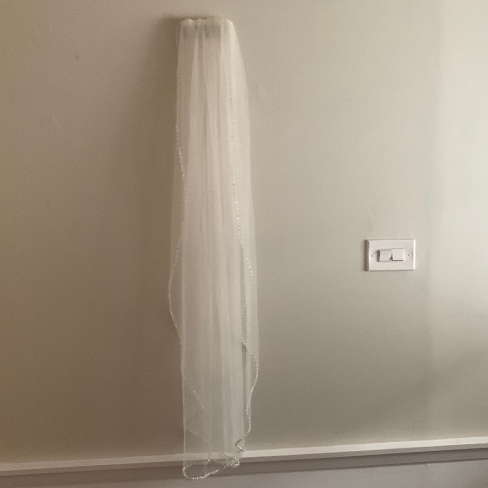 Bridal Pearl & Beaded Veil